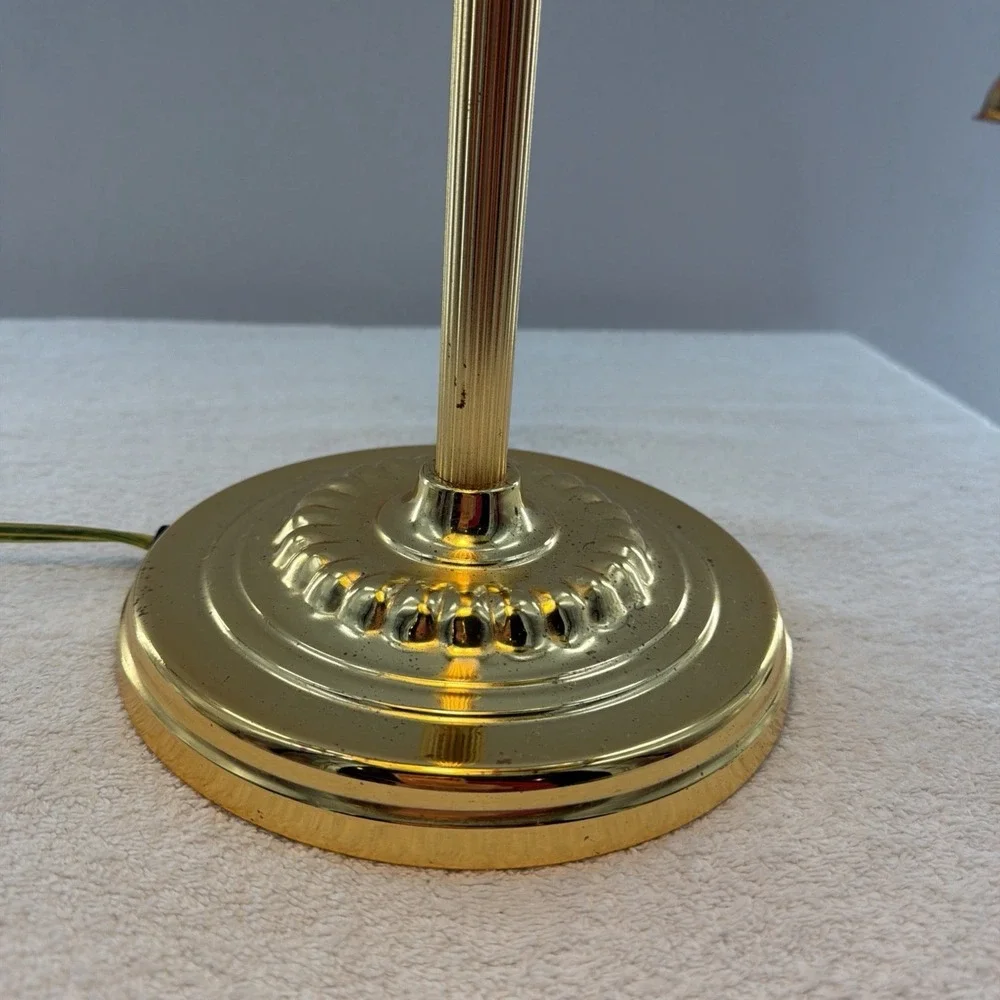 Vintage Brass Banker/Student Desk Lamp - Green Glass Shade - Pull Chain